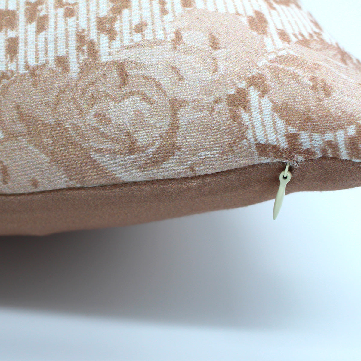 Coussin décoratif rosée en gaze de coton