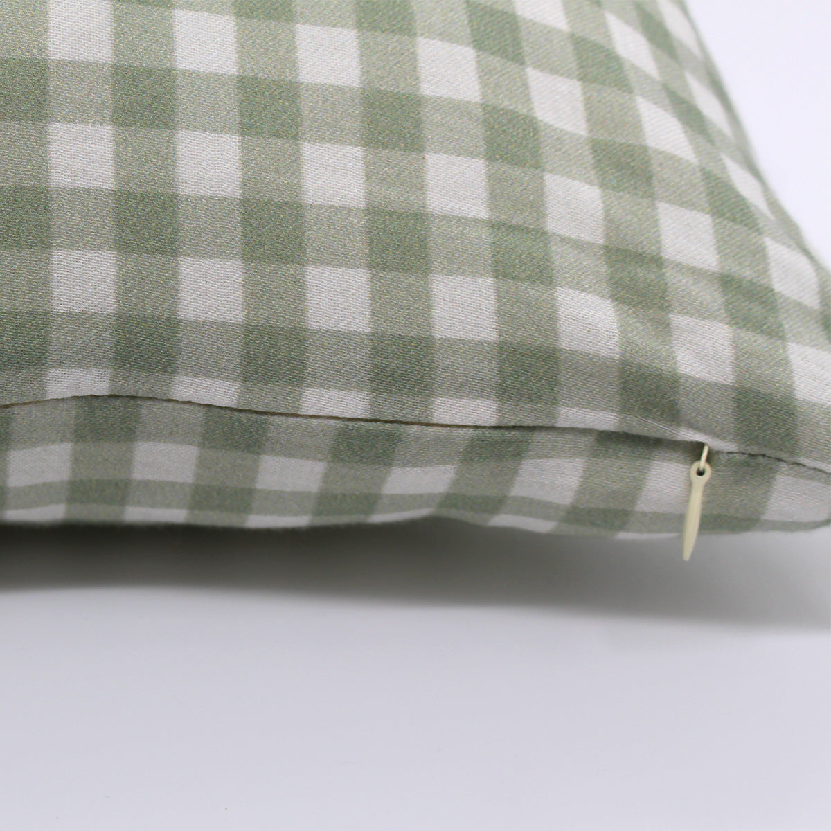 Coussin Vichy vert en gaze de coton